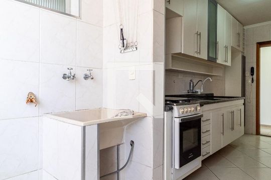 Área de Serviço de apartamento para alugar com 3 quartos, 90m² em Gopouva, Guarulhos