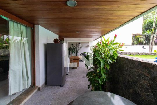 Área gourmet de casa à venda com 4 quartos, 635m² em Boa Viagem, Niterói