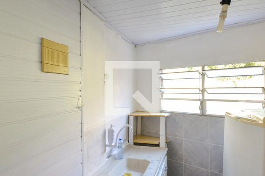 Cozinha de kitnet/studio para alugar com 1 quarto, 30m² em Jardim da Glória, São Paulo