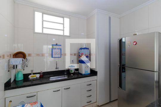 Cozinha de casa à venda com 4 quartos, 205m² em Vila Georgina, Campinas