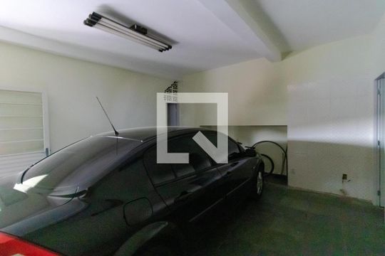 Garagem de casa à venda com 4 quartos, 205m² em Vila Georgina, Campinas