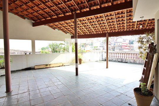 Varanda  de casa à venda com 5 quartos, 379m² em Vila Euro, São Bernardo do Campo