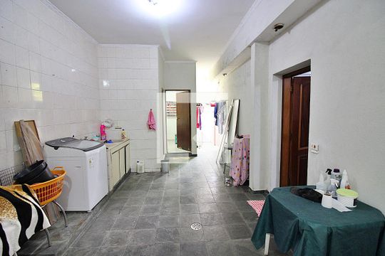Lavanderia de casa à venda com 5 quartos, 379m² em Vila Euro, São Bernardo do Campo
