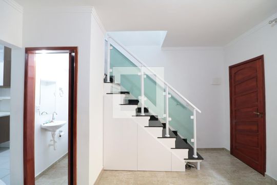 Sala  de casa de condomínio à venda com 2 quartos, 56m² em Vila Esperança, São Paulo