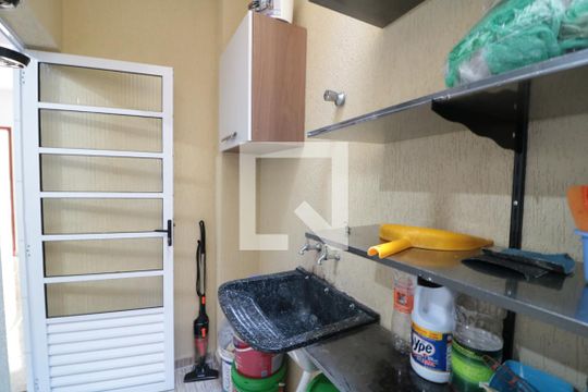 Area de serviço  de casa de condomínio à venda com 2 quartos, 56m² em Vila Esperança, São Paulo