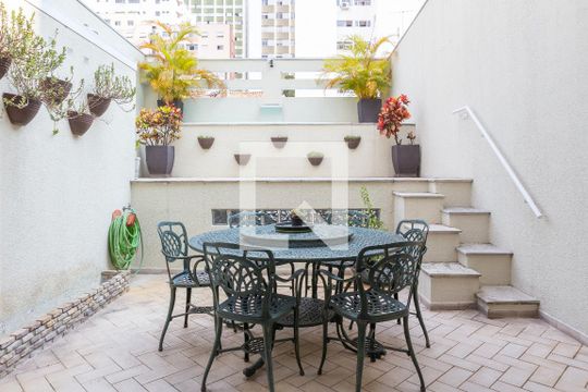 Quintal de casa à venda com 3 quartos, 220m² em Perdizes, São Paulo