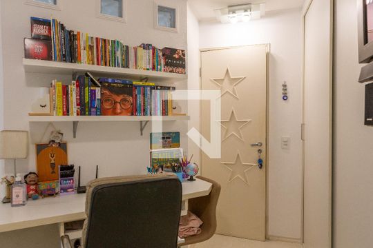 Quarto 2 de casa à venda com 3 quartos, 220m² em Perdizes, São Paulo