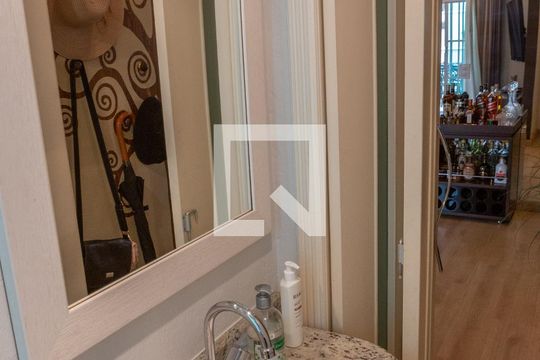 Lavabo de casa à venda com 3 quartos, 220m² em Perdizes, São Paulo
