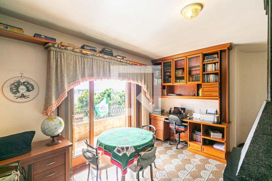 Sala 3 de casa à venda com 5 quartos, 408m² em São José, Porto Alegre
