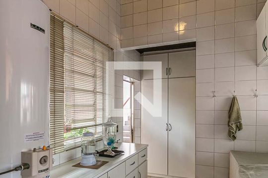 Área de Serviço de casa à venda com 5 quartos, 408m² em São José, Porto Alegre