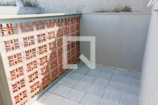 Suite 3 de casa à venda com 3 quartos, 185m² em Jardim Ester Yolanda, São Paulo