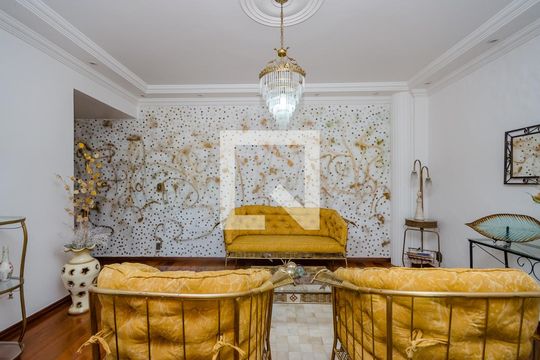 Sala de casa à venda com 4 quartos, 900m² em Havaí, Belo Horizonte