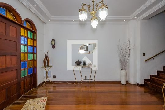 Sala 2 de casa à venda com 4 quartos, 900m² em Havaí, Belo Horizonte