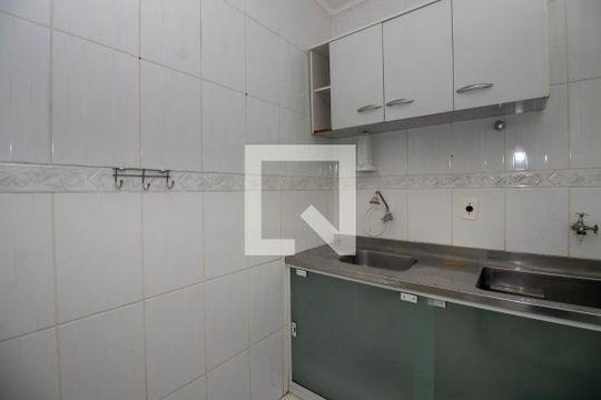 Cozinha de kitnet/studio para alugar com 1 quarto, 50m² em Cristo Redentor, Porto Alegre
