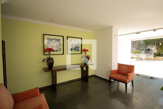 Hall de Entrada de apartamento à venda com 3 quartos, 110m² em Vila Clementino, São Paulo