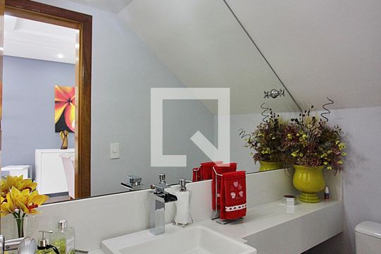 Lavabo da Sala de casa à venda com 3 quartos, 286m² em Parque Terra Nova Ii, São Bernardo do Campo