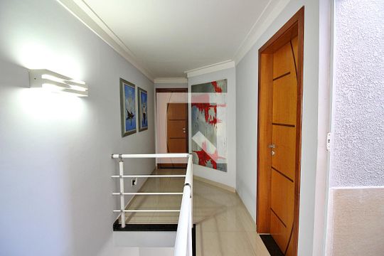 Corredor Quartos  de casa à venda com 3 quartos, 286m² em Parque Terra Nova Ii, São Bernardo do Campo