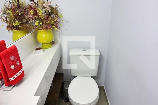 Lavabo da Sala de casa à venda com 3 quartos, 286m² em Parque Terra Nova Ii, São Bernardo do Campo