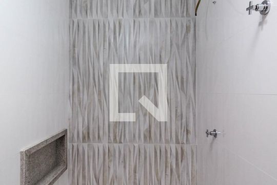 Banheiro da Suíte de casa à venda com 3 quartos, 120m² em Vila Alpina, São Paulo