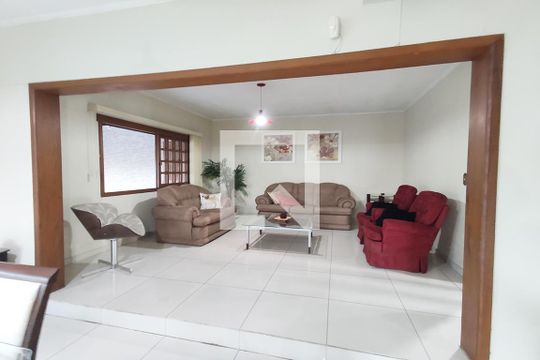 Sala de Estar 2 de casa para alugar com 3 quartos, 284m² em Canudos, Novo Hamburgo