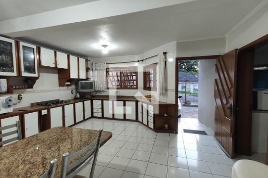 Cozinha de casa à venda com 3 quartos, 284m² em Canudos, Novo Hamburgo