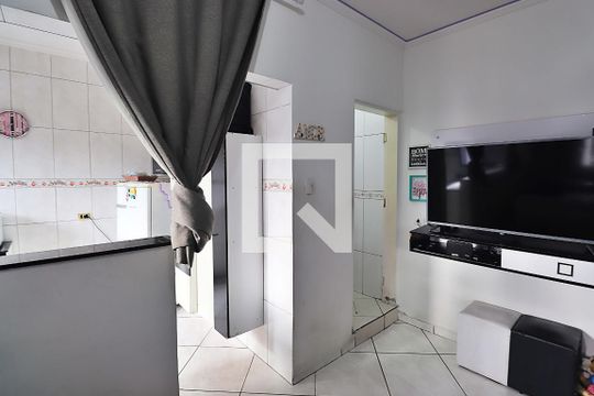 Edícula de casa à venda com 3 quartos, 125m² em Jardim Las Vegas, Santo André
