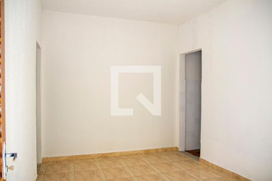 Sala de casa para alugar com 2 quartos, 96m² em Porto da Pedra, São Gonçalo