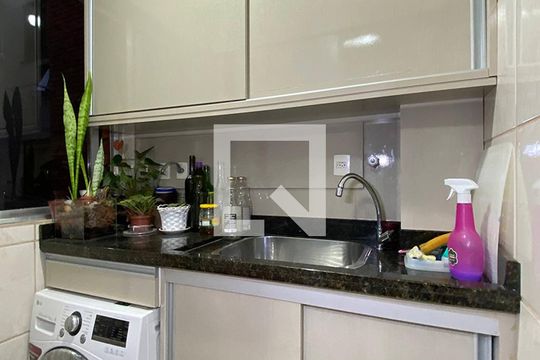 Lavanderia de apartamento à venda com 3 quartos, 110m² em Morro do Espelho, São Leopoldo
