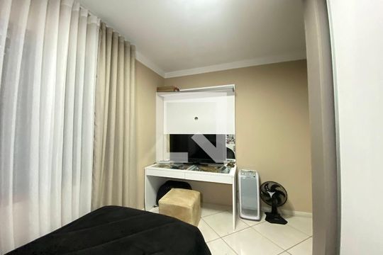 Quarto 1  de apartamento à venda com 3 quartos, 110m² em Morro do Espelho, São Leopoldo