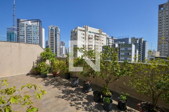 Cobertura de apartamento à venda com 3 quartos, 270m² em Aclimação, São Paulo
