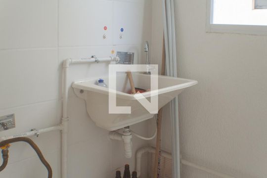 Área de Serviço de apartamento para alugar com 2 quartos, 43m² em Santa Amélia, Belford Roxo