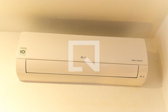 Sala de Estar - Ar condicionado de casa à venda com 2 quartos, 140m² em Cidade Vargas, São Paulo