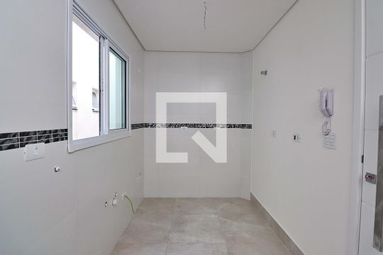 Cozinha de apartamento à venda com 2 quartos, 86m² em Vila Pires, Santo André