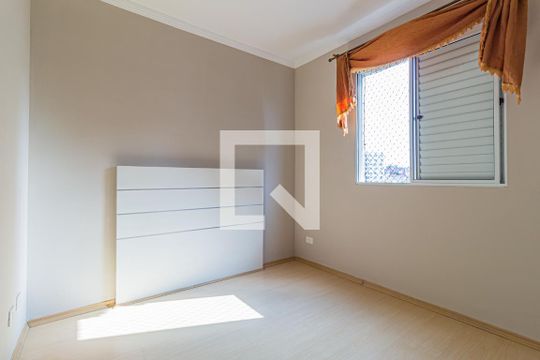 Quarto 1 de apartamento para alugar com 2 quartos, 50m² em Jardim Bela Vista, Santo André