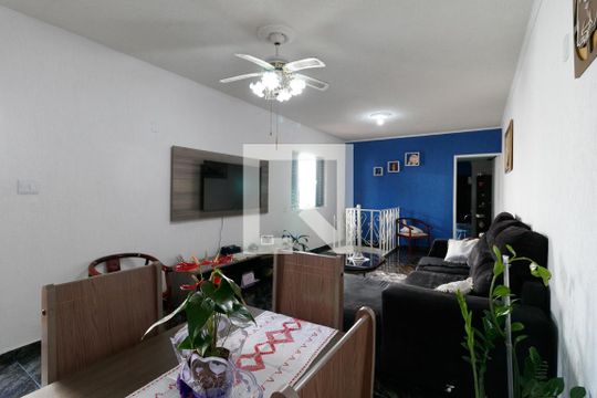 Casa para alugar com 3 quartos, 180m² em Parque Boturussu, São Paulo