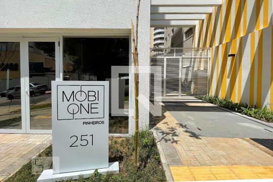 Fachada de kitnet/studio à venda com 1 quarto, 25m² em Pinheiros, São Paulo