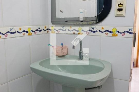 Casa à venda com 3 quartos, 180m² em Vila Baruel, São Paulo