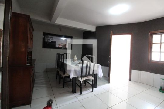 Sala de Estar Com Varanda de casa à venda com 6 quartos, 364m² em Estância Velha, Canoas