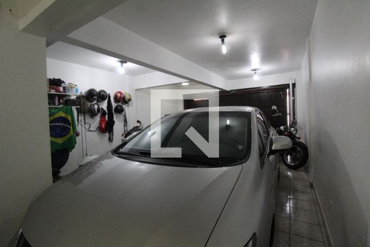 Garagem de casa à venda com 6 quartos, 364m² em Estância Velha, Canoas