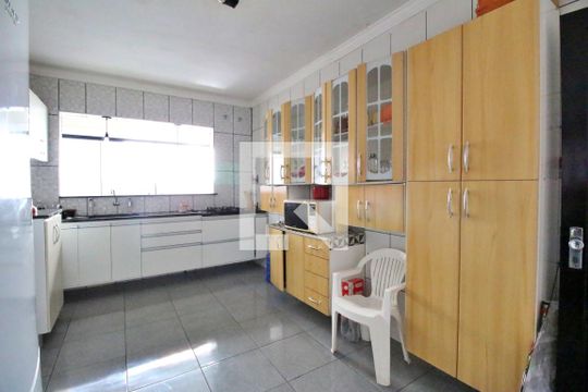 Cozinha de casa à venda com 4 quartos, 237m² em Vila Manoel Ferreira, Campinas