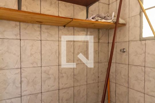 Closet de casa para alugar com 2 quartos, 92m² em Vila Santa Luzia, São Bernardo do Campo