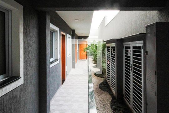 Corredor de apartamento para alugar com 2 quartos, 41m² em Jardim Independência, São Paulo