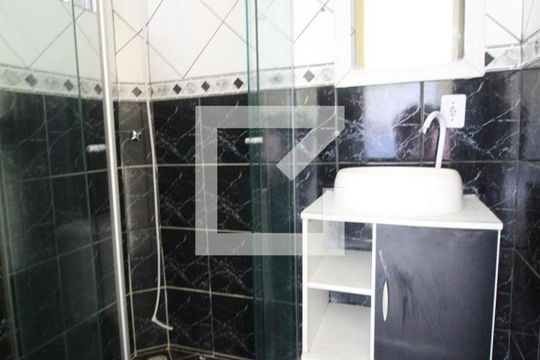 Banheiro de apartamento à venda com 2 quartos, 90m² em Mato Grande, Canoas