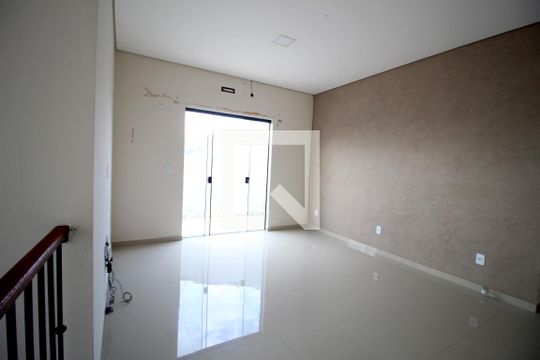 Escritório de casa para alugar com 3 quartos, 170m² em Jardim Santa Catarina, Sorocaba