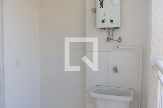 Área de Serviço de apartamento para alugar com 2 quartos, 48m² em Luz, Nova Iguaçu