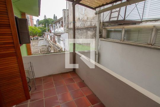 Área Externa de casa de condomínio à venda com 2 quartos, 85m² em Morro Santana, Porto Alegre