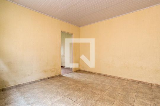 Sala de casa para alugar com 1 quarto, 80m² em Parque São Domingos, São Paulo