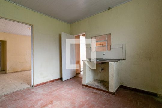 Cozinha de casa para alugar com 1 quarto, 80m² em Parque São Domingos, São Paulo