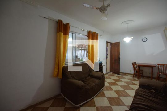 Sala de apartamento à venda com 2 quartos, 100m² em Cordovil, Rio de Janeiro