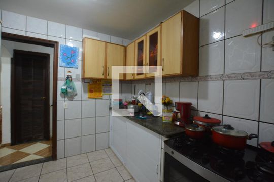 Cozinha de apartamento à venda com 2 quartos, 100m² em Cordovil, Rio de Janeiro